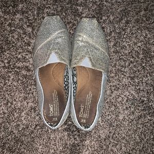Toms glitter flats